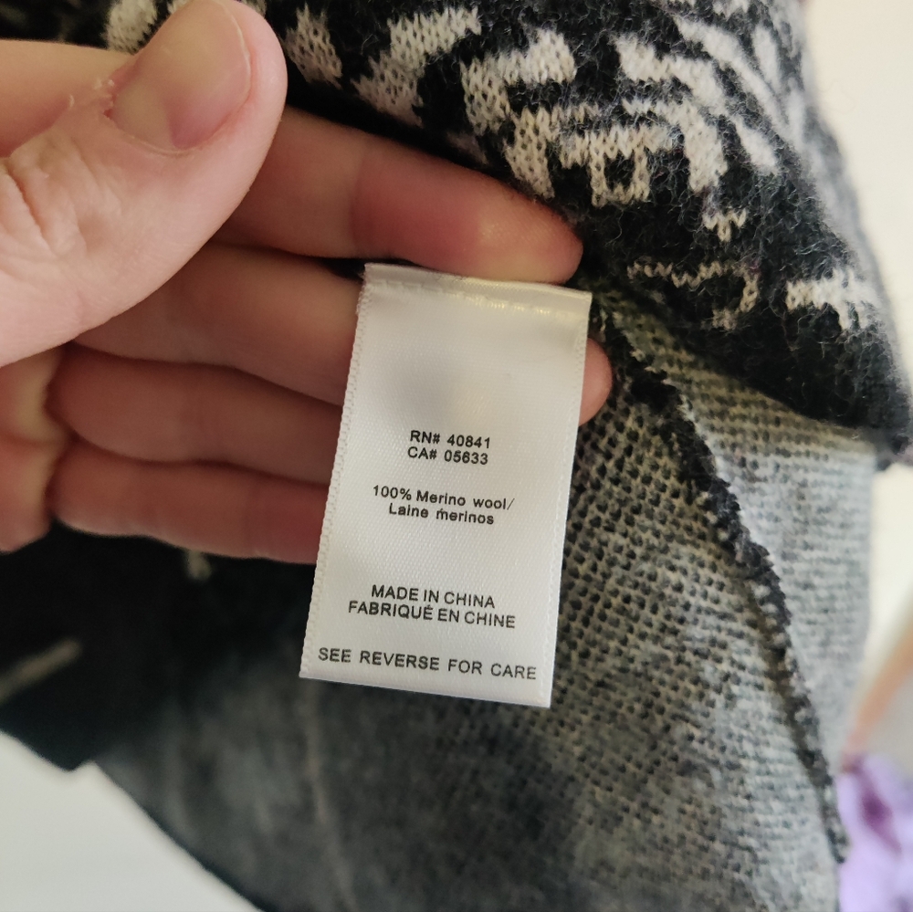 Icelandic Designs Wool Pattern Pullover Sweater Layer - Picture 5 of 8